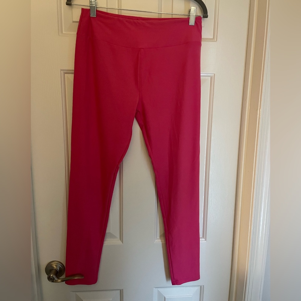 Soft Amazon Women’s  Pink Leggings